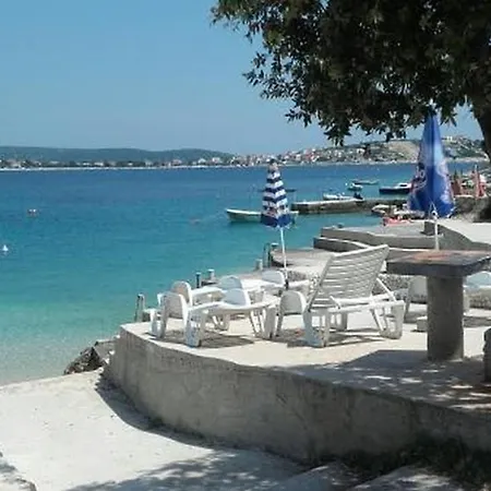 Apartamento In Kanica With Sea View, Terrace, Air Conditioning, Wifi 5168-1 *